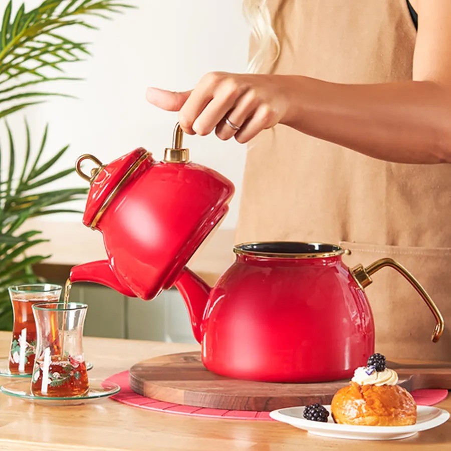 Red Turkish kettle 